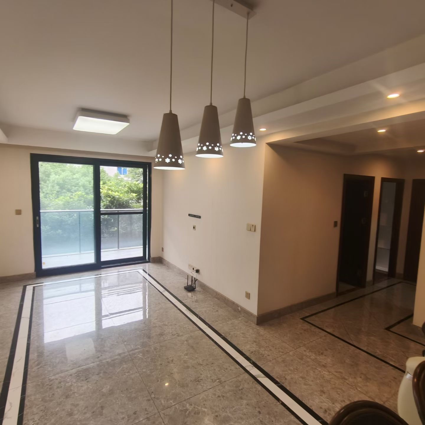 3��2��-95�O